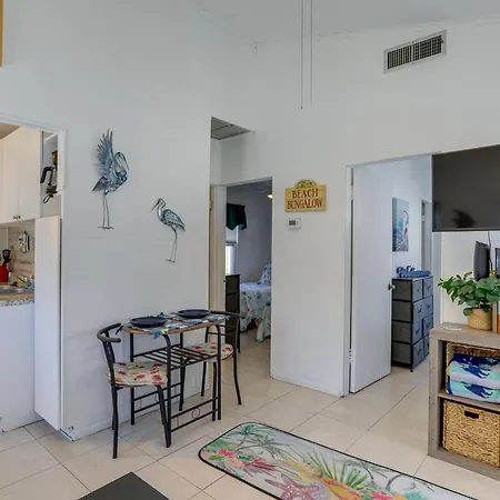 Cozy Indian Rocks Beach Cottage Steps To Seawall! Clearwater Beach Exterior photo